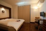 Main wing guest room / Western-style room | Minshuku Katsura Kamagari Honten