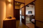 Japanese and Western style room with open-air bath | Yoshinoso Yukawaya