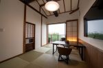 Japanese and Western style room with open-air bath | Yoshinoso Yukawaya