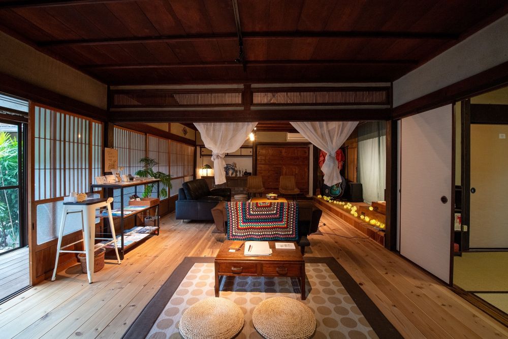 Living room | Tobishima-BASE