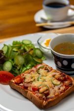 朝食 / ゆたか海の駅　とびしま館