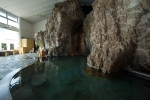 天然大岩風呂「荒磯の湯」