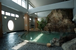 天然大岩風呂「海鳴の湯」